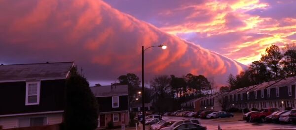 Необычное природное явление поразило жителей США — видео - Sputnik Кыргызстан