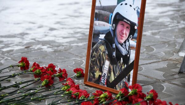 Акция в память о погибшем в Сирии летчике Р. Филипове - Sputnik Кыргызстан