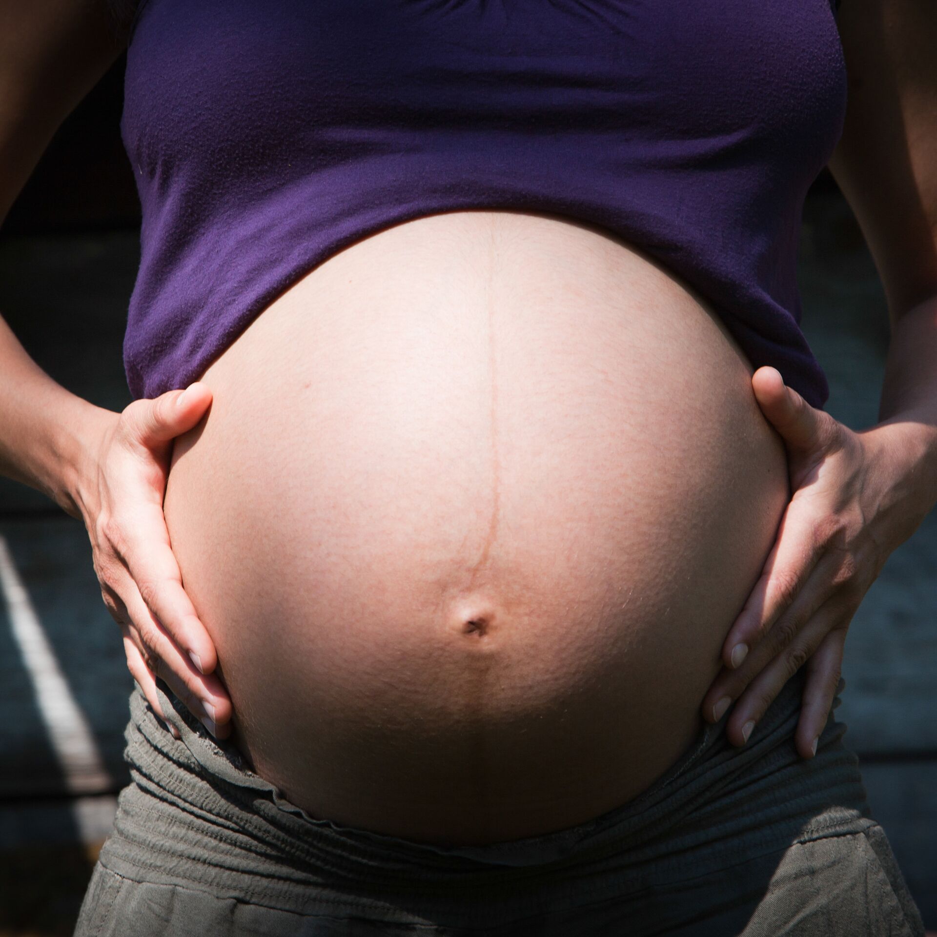 Боли в животе при беременности – когда нужно обращаться к врачу? | Частная клиника в Челябинске