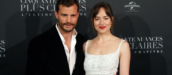 Американский фильм режиссера Джеймса Фоули Пятьдесят оттенков свободы - Sputnik Кыргызстан