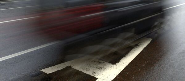 Выделенная полоса появилась в центре Москвы Выделенная полоса появилась в центре Москвы - Sputnik Кыргызстан