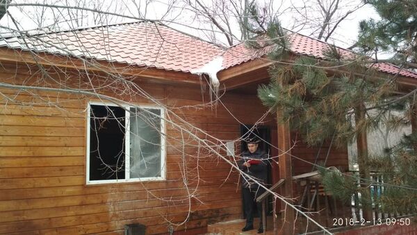 Пожар в коттедже в селе Буланды-Соготту - Sputnik Кыргызстан