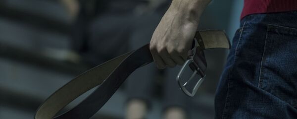 Случаи насилия над несовершеннолетними в КР - Sputnik Кыргызстан