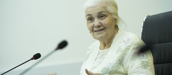 Вдова известного кабардино-балкарского поэта Кайсына Кулиева Элизат Кулиева - Sputnik Кыргызстан