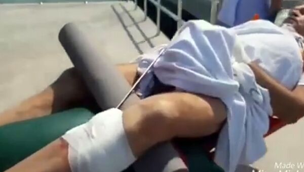 Турист попал себе в ногу из подводного ружья в Таиланде — видео - Sputnik Кыргызстан
