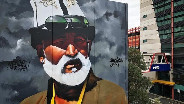Граффити кыргызского дедушки в ак калпаке В Мельбурне (Австралия) - Sputnik Кыргызстан