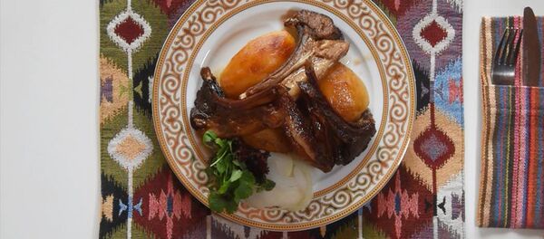 Рецепт узбекского пирожка — вилочку оближешь Рецепт узбекского пирожка — вилочку оближешь - Sputnik Кыргызстан