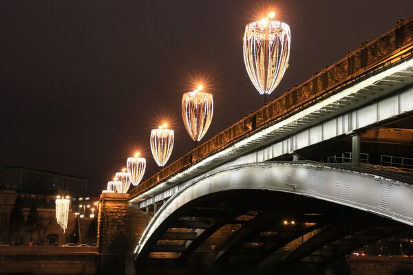 Новогодняя иллюминация в Москве - Sputnik Кыргызстан