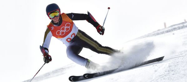 Горнолыжник Евгений Тимофеев  во время зимних Олимпийских игр в Пхёнчане - Sputnik Кыргызстан