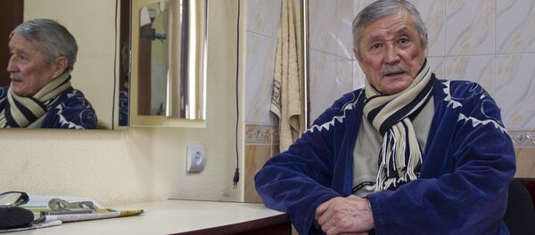 Белгилүү кино жана театр актеру, кыргыз эл артисти Чоро Думанаев. Архив Белгилүү кино жана театр актеру, кыргыз эл артисти Чоро Думанаев. Архив - Sputnik Кыргызстан