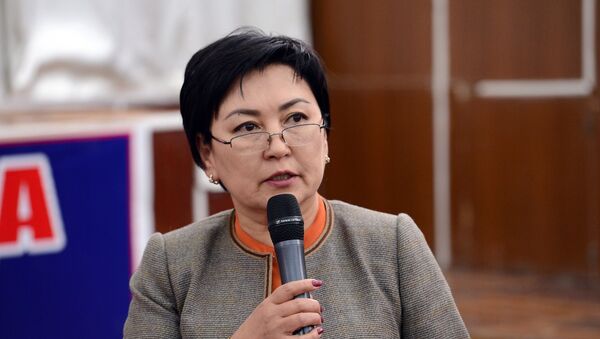 Министр образования и науки КР Гульмира Кудайбердиева - Sputnik Кыргызстан