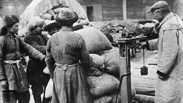 Сдача зерна в Киргизской АССР. 1931 год - Sputnik Кыргызстан