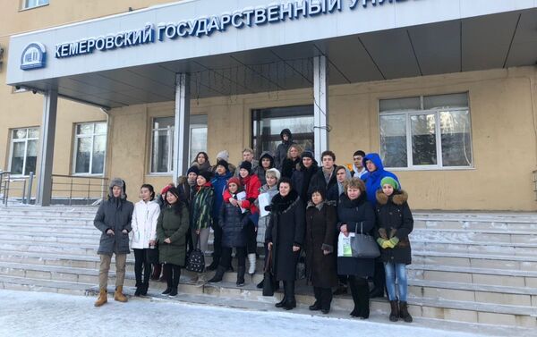 По словам представителя фонда Лилии Постниковой, сотрудничество с КемГУ продолжается с 2012 года. - Sputnik Кыргызстан