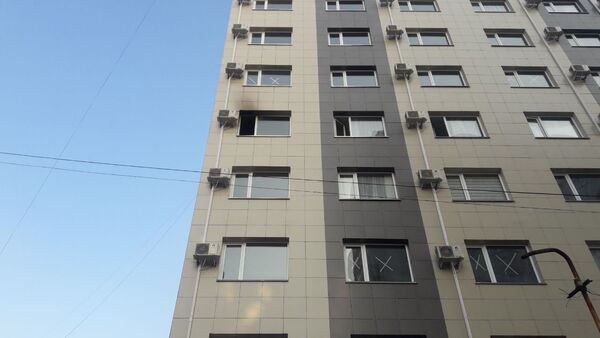 Пожар в жилом доме на пересечении улиц Туголбая Ата и Гоголя - Sputnik Кыргызстан