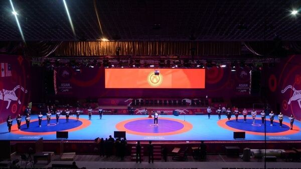 Чемпионат Азии по спортивной борьбе в Бишкеке - Sputnik Кыргызстан