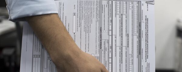 Налоговая декларация. Архивное фото - Sputnik Кыргызстан