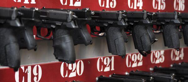 Пистолеттер. Архив Пистолеттер. Архив - Sputnik Кыргызстан