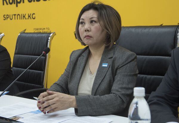 Координатор программ здравоохранения и питания ЮНИСЕФ Дамира Абакирова - Sputnik Кыргызстан
