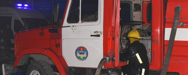 Крупный пожар на Ошском рынке Бишкека - Sputnik Кыргызстан