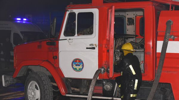 Пожарная машина в Бишкеке. Архивное фото - Sputnik Кыргызстан