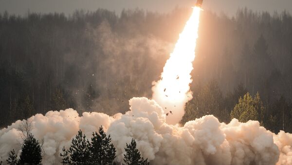 Запуск ракеты на учениях. Архивное фото - Sputnik Кыргызстан