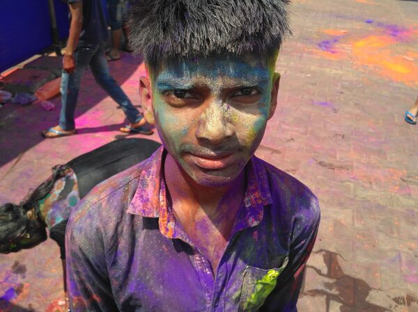 Фестиваль красок Холи в Индии - Sputnik Кыргызстан