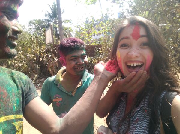 Фестиваль красок Холи в Индии - Sputnik Кыргызстан