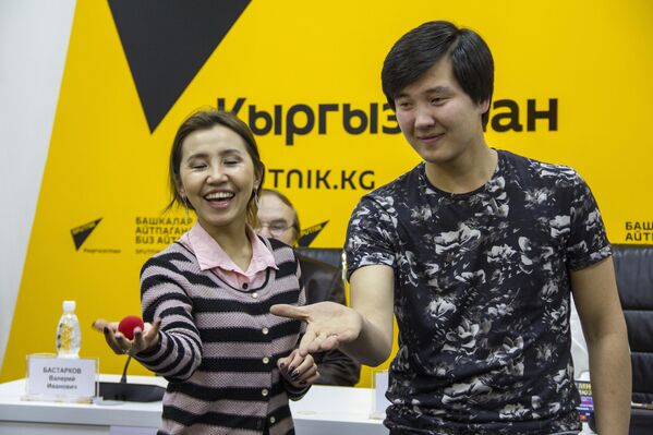 Пресс-конференция Иллюзионисты со всего мира впервые прилетели в Бишкек - Sputnik Кыргызстан