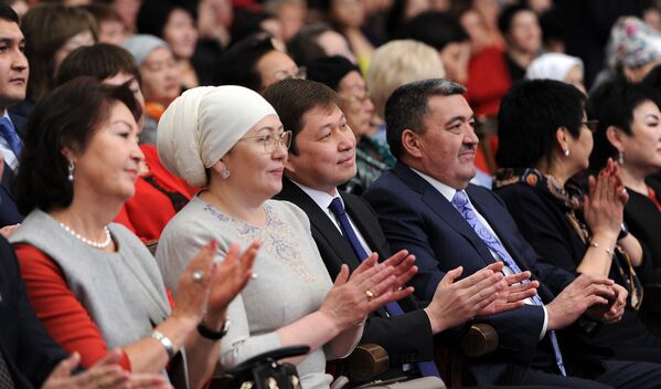 Концерт приуроченный к Международному женскому дню в Национальной филармонии - Sputnik Кыргызстан