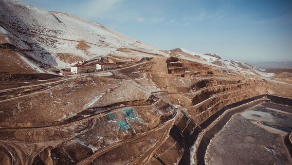 Кыргызстанда алтын кантип өндүрүлөт. Заводдогу бир күн - Sputnik Кыргызстан