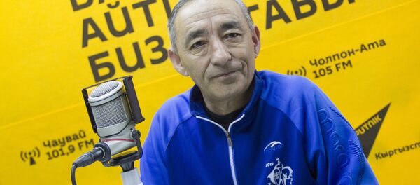 Алыш күрөшүнүн ага машыктыруучусу Кабыл Бөрүбаев - Sputnik Кыргызстан