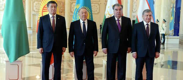 Саммит глав государств Центральной Азии в Астане - Sputnik Кыргызстан