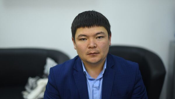 Руководитель одного из отделов министерства сельского хозяйства КР Бакыт Мамбетов - Sputnik Кыргызстан