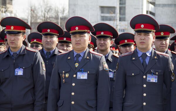 Правоохранители и народная дружина будут нести круглосуточную службу. - Sputnik Кыргызстан