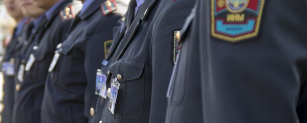 Гарнизонный развод-инструктаж столичной милиции на площади Ала-Тоо - Sputnik Кыргызстан