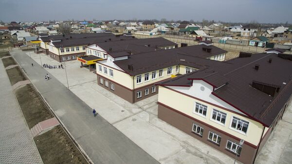 Оцените школу под Бишкеком за 3,5 млн долларов! Впечатляющее видео - Sputnik Кыргызстан