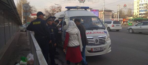 Перепалка женщин в маршрутном такси в Бишкеке - Sputnik Кыргызстан