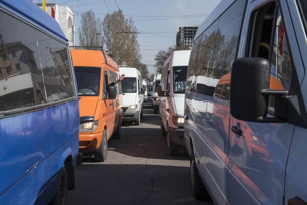 Работа маршрутного такси в Бишкеке - Sputnik Кыргызстан