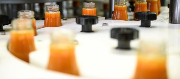 Производство сока на заводе Очаково - Sputnik Кыргызстан