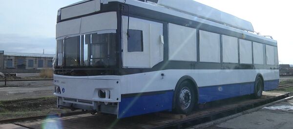 Бишкекке келген 122 миң евролук жаңы троллейбустар. Видео - Sputnik Кыргызстан