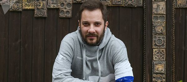 Известный российский PR-специалист, писатель, автор бестселлеров Женщины непреклонного возраста и Дом до свиданий Александр Цыпкин. Архивное фото - Sputnik Кыргызстан