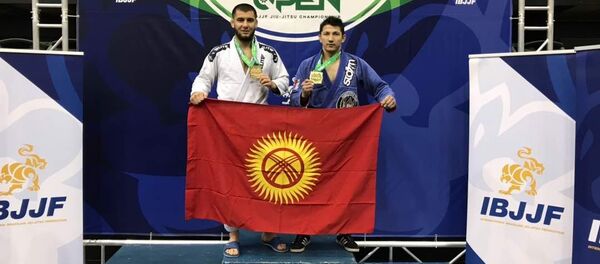 Кыргызстандык спортчу Абдурахманажы Муртазалиев жиу-житсу боюнча эл аралык Chicago spring Open мелдешинде алтын байгеге ээ болду - Sputnik Кыргызстан