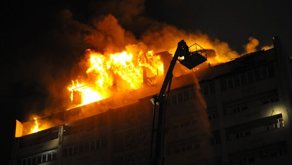 Пожар в здании. Архивное фото - Sputnik Кыргызстан