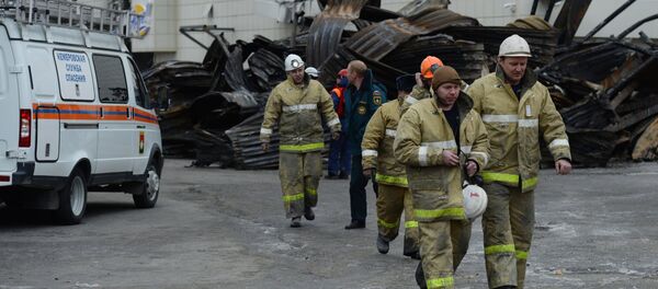 Последствия пожара в ТЦ «Зимняя вишня» - Sputnik Кыргызстан