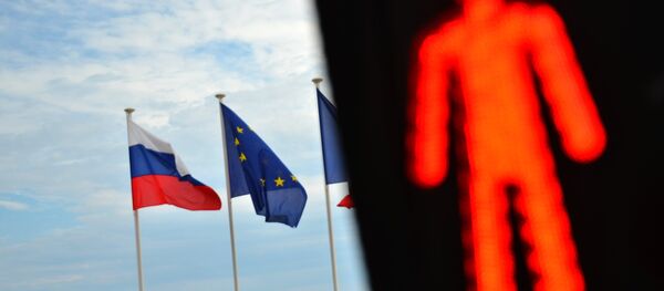 Флаг России и ЕС. Архивное фото - Sputnik Кыргызстан
