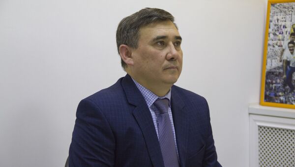 Первый проректор по учебной работе Кыргызского национального аграрного университета Алмазбек Иргашев - Sputnik Кыргызстан