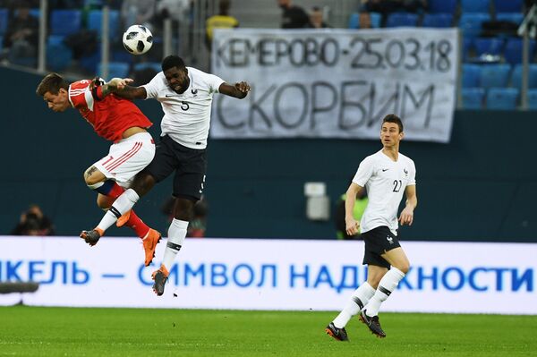 Футбол. Товарищеский матч. Россия - Франция - Sputnik Кыргызстан
