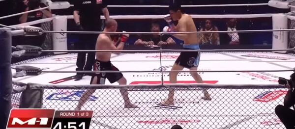 M-1 Global: КР мушкери Нурелес 12 секундада атаандашын сулата чаап салды. Видео - Sputnik Кыргызстан