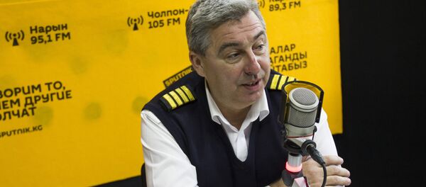 Командир самолета авиакомпании Tez Jet Дмитрий Палашкин - Sputnik Кыргызстан