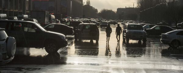 Дождь в Бишкеке - Sputnik Кыргызстан